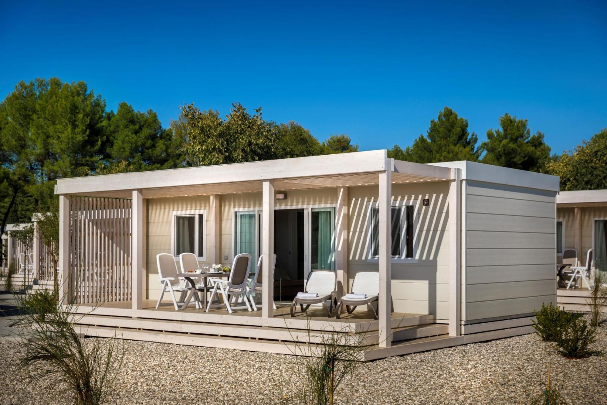 Maistra Camping Valkanela Mobile Homes ฟุนตานา ภายนอก รูปภาพ